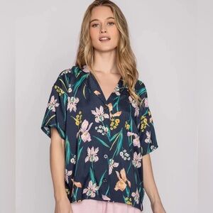P.J SALVAGE - Satin Top Floral Lily Forever Pajama Sz XS